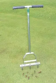 Robust 3 Tyne Turf Aerator