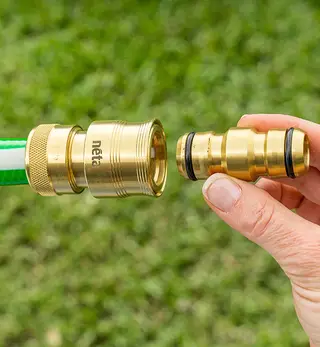18mm Hi-Flo EZ Hose Connector
